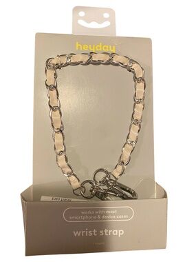 heyday~Cream Leather-Interlaced Silver Chain Wrist Strap
New